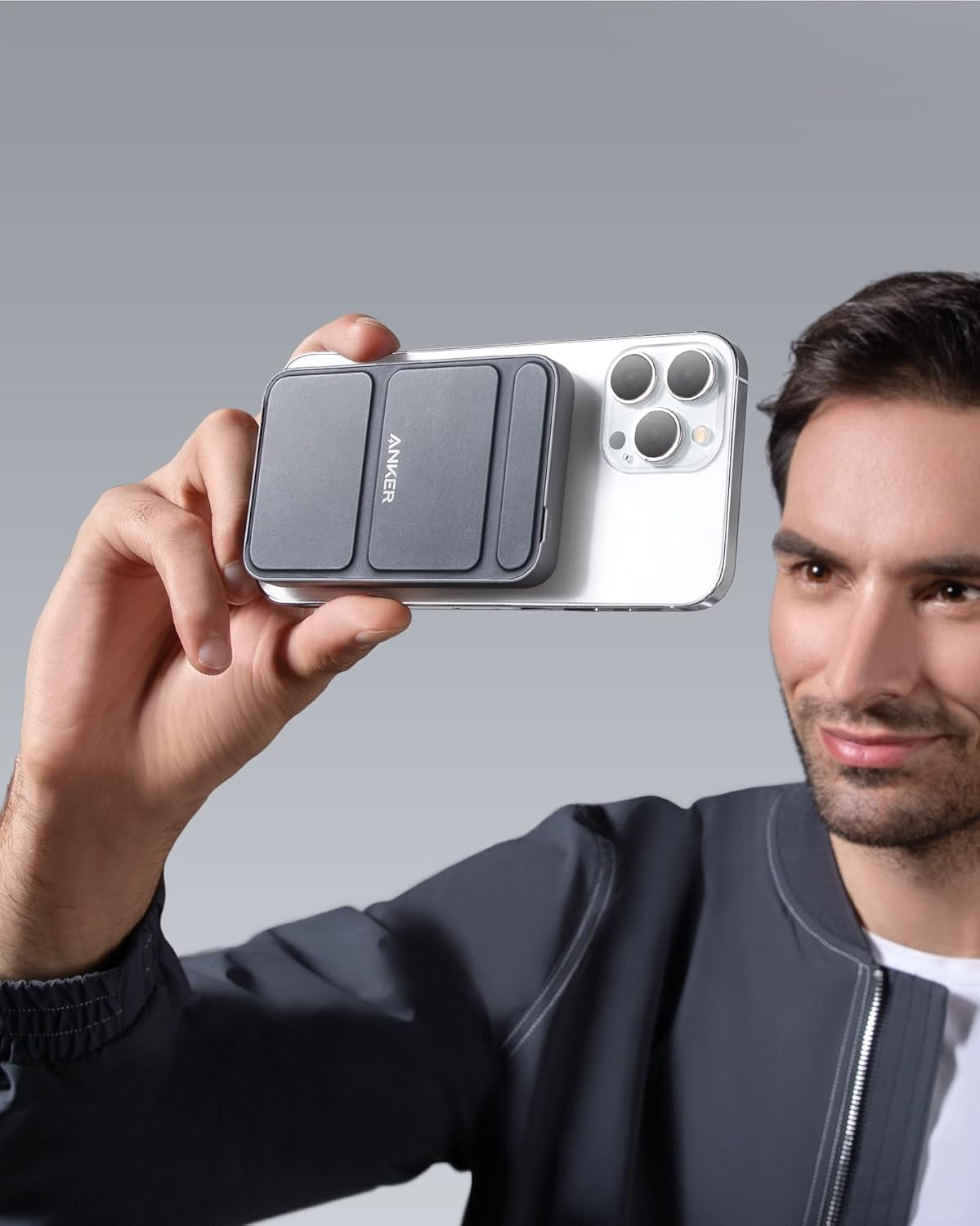 ANKER Magnetic Battery (MagGo), 5,000 mAh Foldable Magnetic Wireless Portable Charger and USB-C for iPhone 15/15 Plus/15 Pro/15 Pro Max, iPhone 14/13 Series (Interstellar Gray)