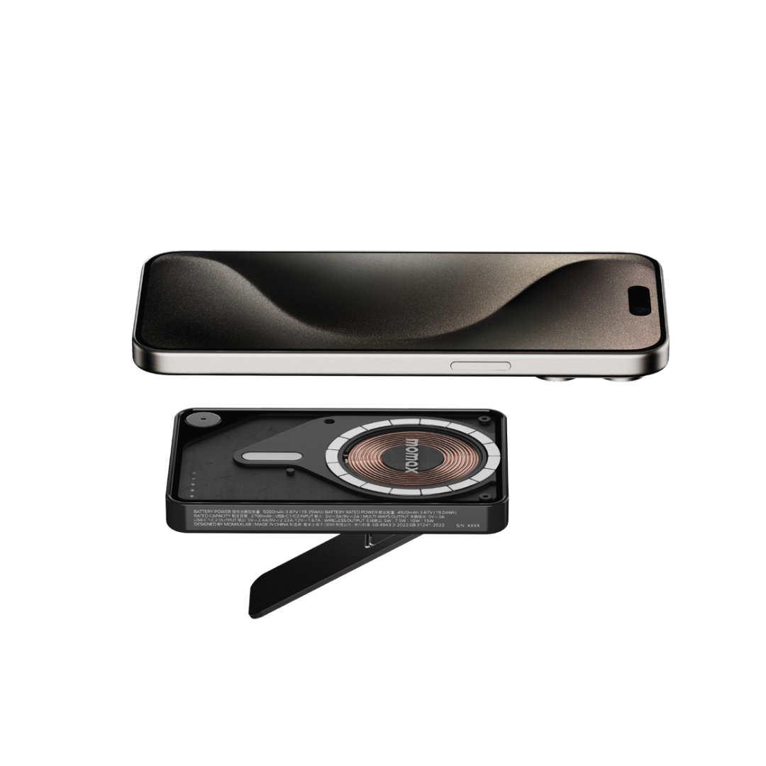 باور بانك لاسلكي مغناطيسي موماكس 1-باور اكس برو بسعة 5000 مللي أمبير/ساعة مع كابل USB-C مدمج - أسود