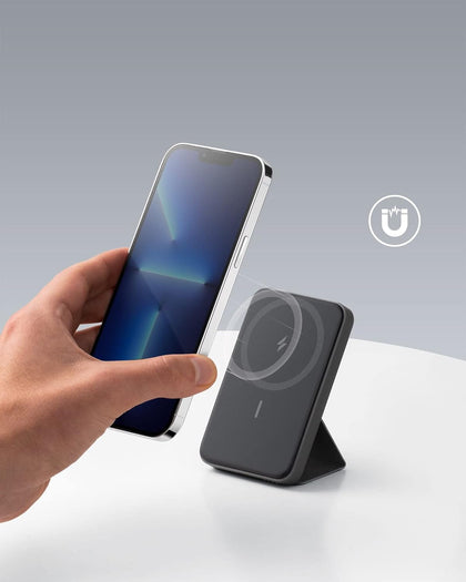 ANKER Magnetic Battery (MagGo), 5,000 mAh Foldable Magnetic Wireless Portable Charger and USB-C for iPhone 15/15 Plus/15 Pro/15 Pro Max, iPhone 14/13 Series (Interstellar Gray)
