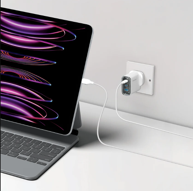 Momax 1-Charge Flow+ 3-Port 80W GaN Charger USB-C & USB-A